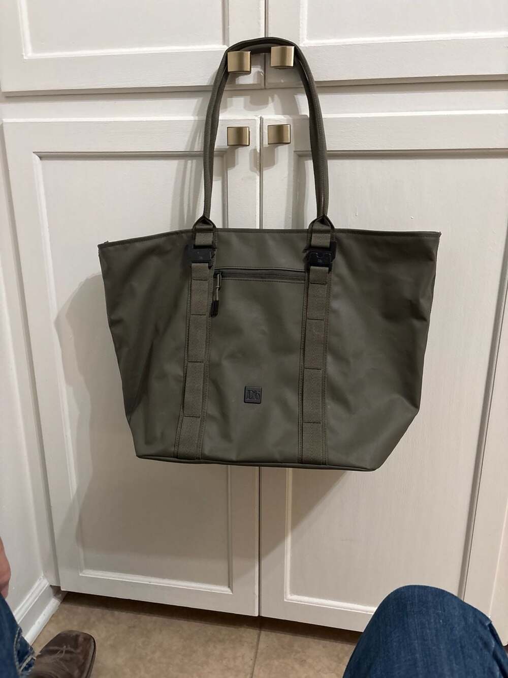 Db Essential Tote 25L Moss Green Bag